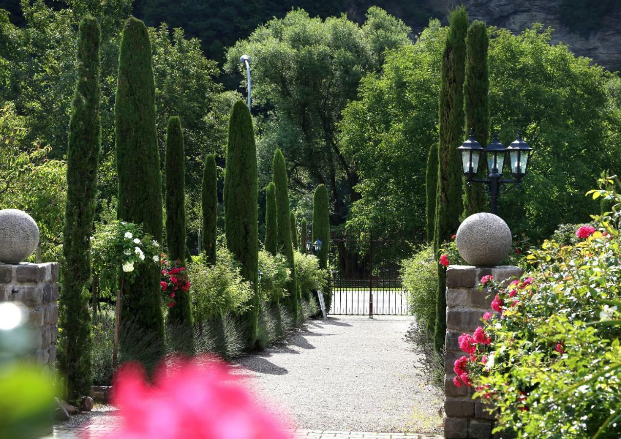 ホテル Wein Und Landhaus Kallfels Kröv エクステリア 写真